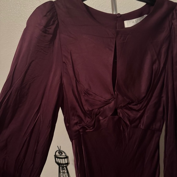 NWT ASTR THE LABEL SUZY SATIN CUTOUT MAXI DRESS Sz L - Picture 9 of 10